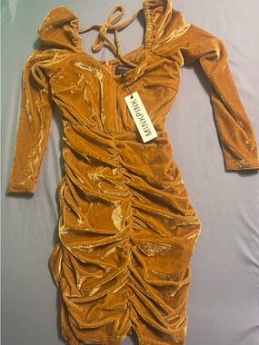 MINKPINK Velvet Ruched Long Sleeve Dress in Mustard Gold
